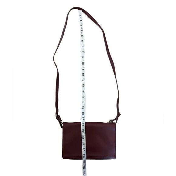 JOE FRESH Burgundy Small Multi Pocket Shoulder Bag - Picture 8 of 9